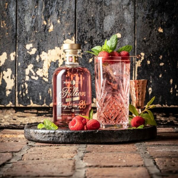 Filliers Dry Gin 28 - Pink 500ML - Image 2