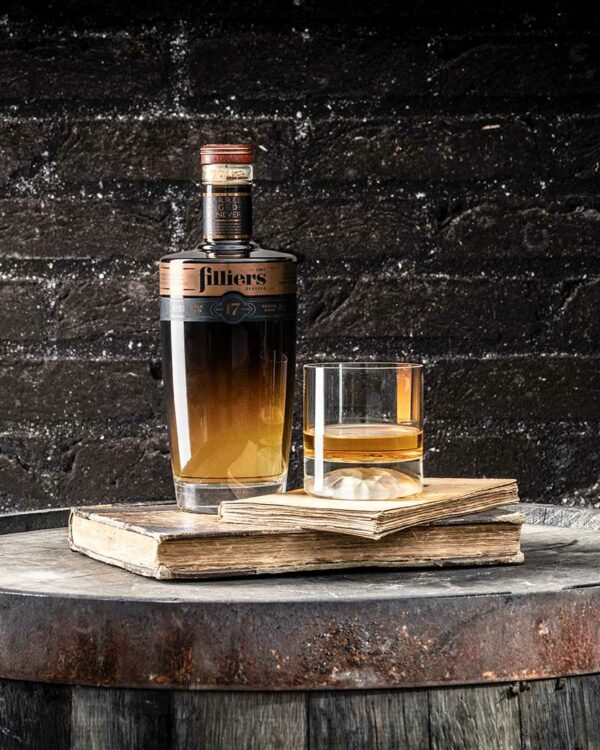 Filliers 17YO Barrel Aged Genever 700ML - Image 2