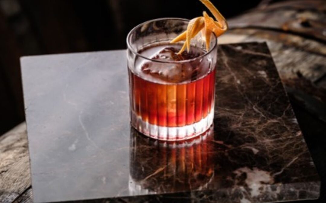 Filliers Dry Gin 28 Classic – Red Light Negroni